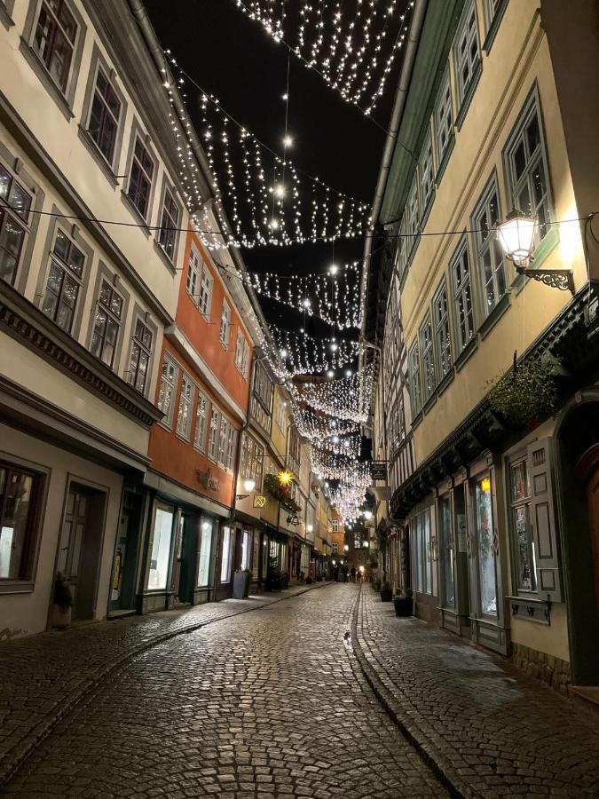 Ferienwohnung Blickfang - Modernes Apartment Direkt In Der Altstadt Von Erfurt Mit Balkon - Beste Lage Und Aussicht Exterior foto